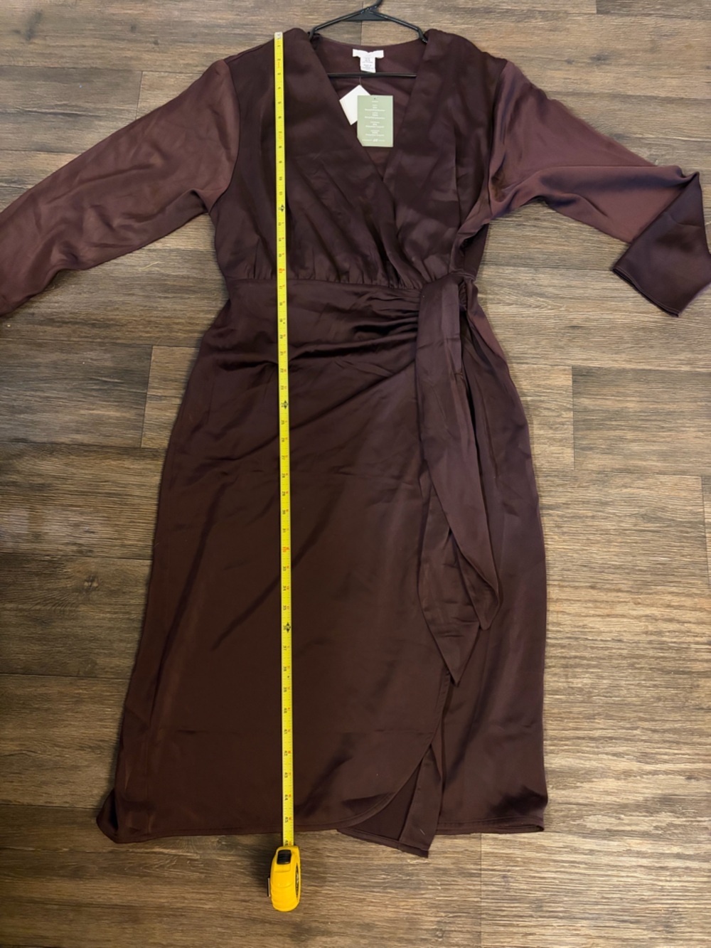 NWT H&M Women’s Burgundy Party Satin Wrap Front Midi Dress Size Medium - Picture 10 of 10